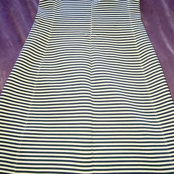 Theory Mivrill navy/ivory striped sleeveless shift dress sz P - Picture 9 of 10